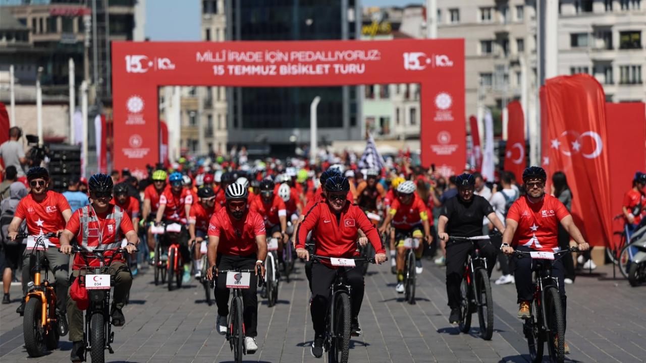 “Bayrak İnmez, Ezan Susmaz” – 15 Temmuz’un 10. Yılında Bisiklet Turu