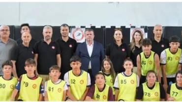 Sporun İçinden Gelen Müdür Ramazan Aşçı, Bartın'da Gençlerin Yanında
