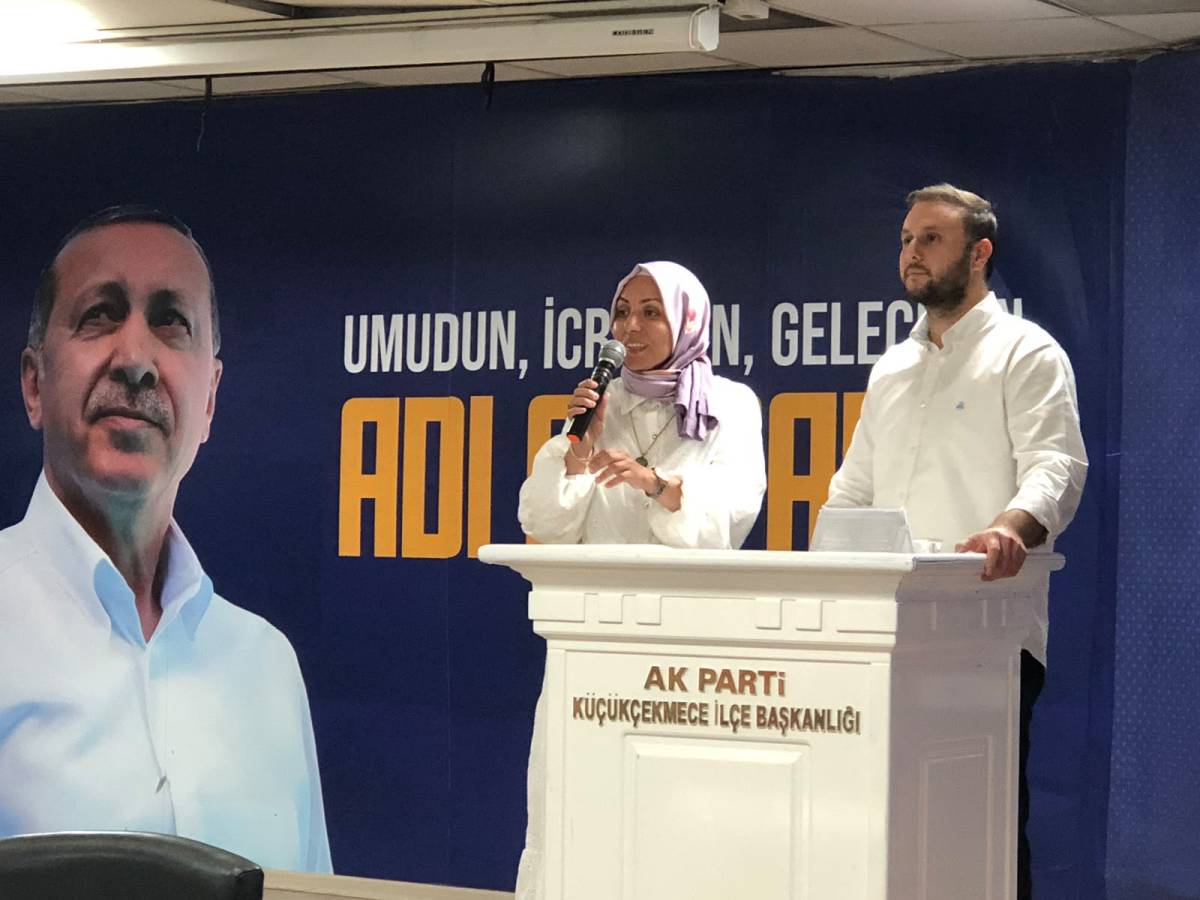 Küçükçekmece’de Aşure İkramı Dayanışmayı Güçlendirdi